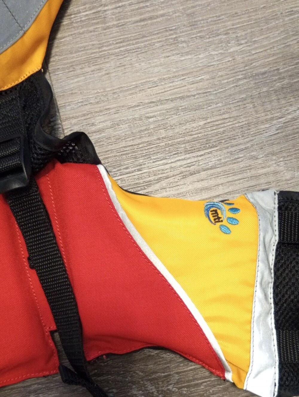MTI Adventurewear UnderDog Pet Life Jacket Size XS Lake Life Boating Beach - Picture 2 of 3